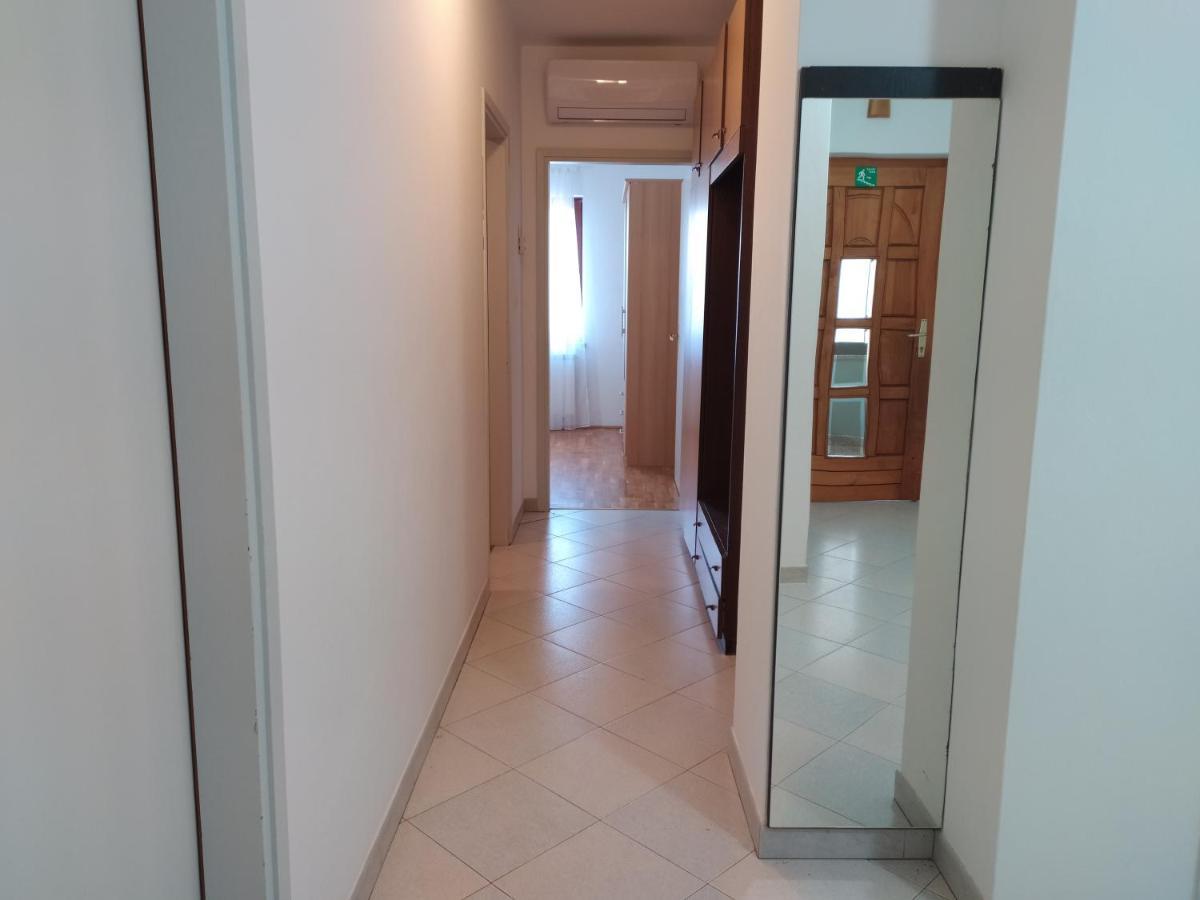 Apartment Davorka Vrsar Ngoại thất bức ảnh